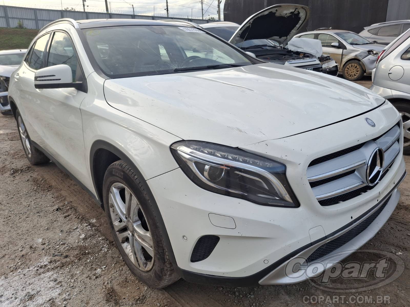 Veículo Mercedes-Benz GLA MERCEDES BENZ GLA 2015 Conservado 2015 em leilão
