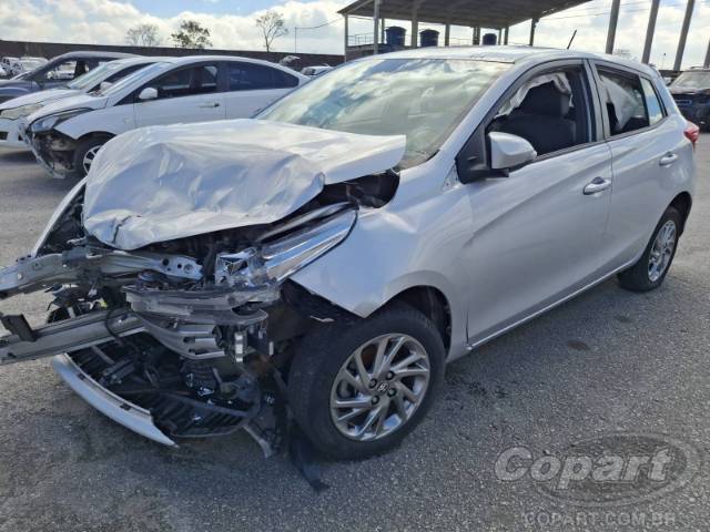 2025 TOYOTA YARIS 
