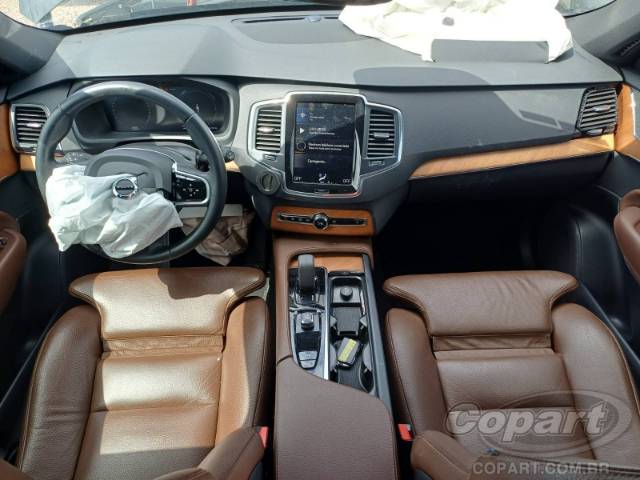 2022 VOLVO XC90 