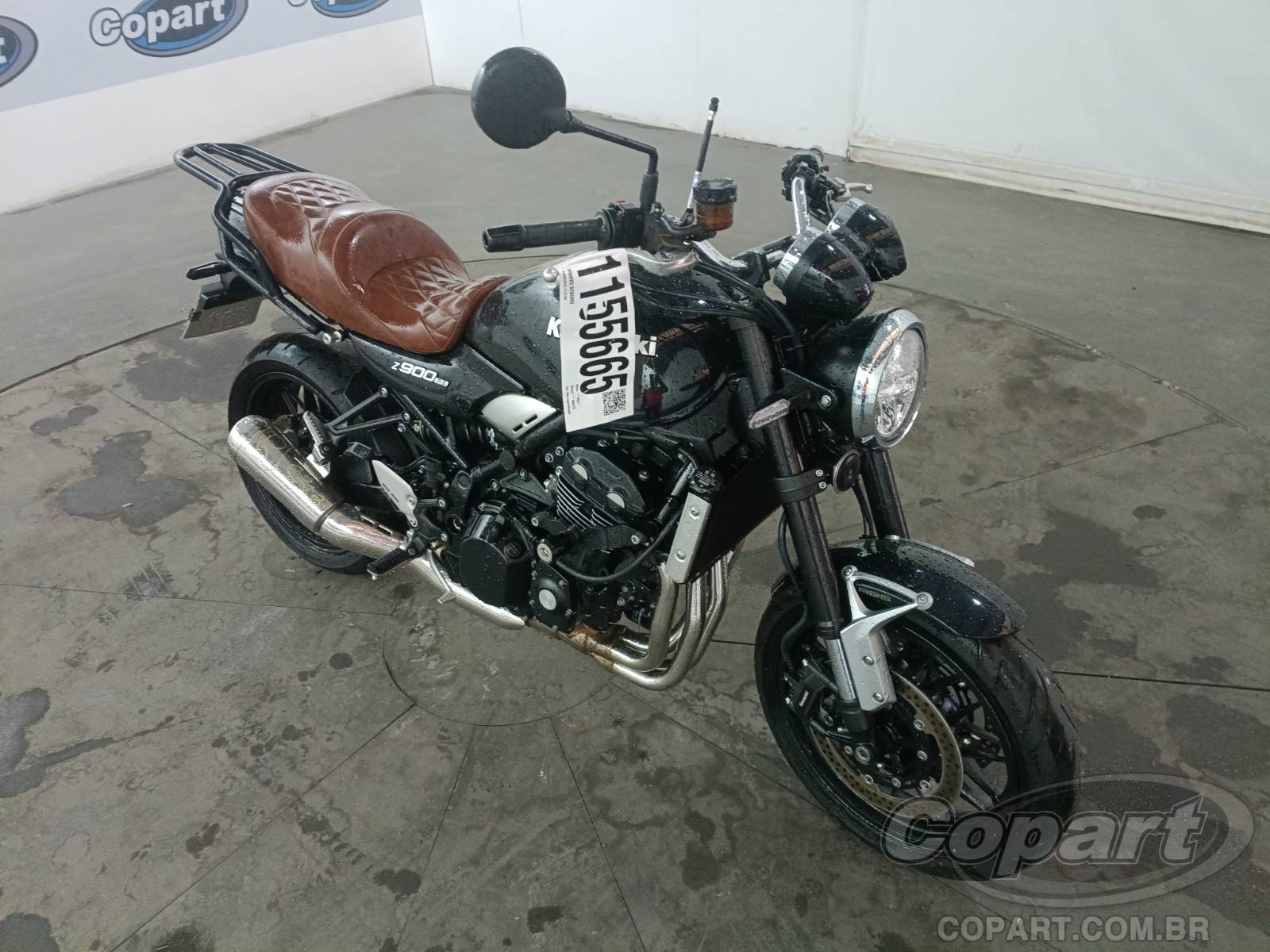 Kawasaki Z900 2020 em leilão