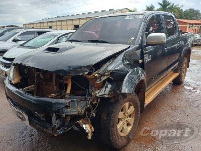 2011 TOYOTA HILUX CD 