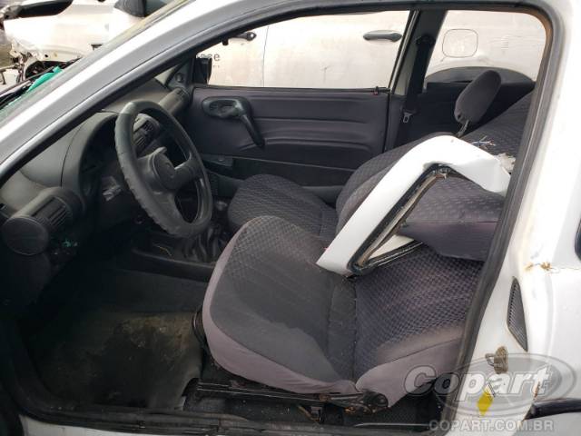 1999 CHEVROLET CORSA 