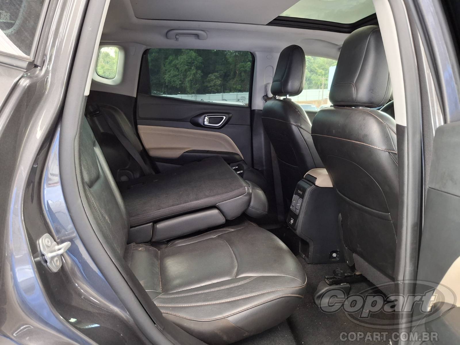 Foto 6 de 10: 2025 JEEP COMPASS