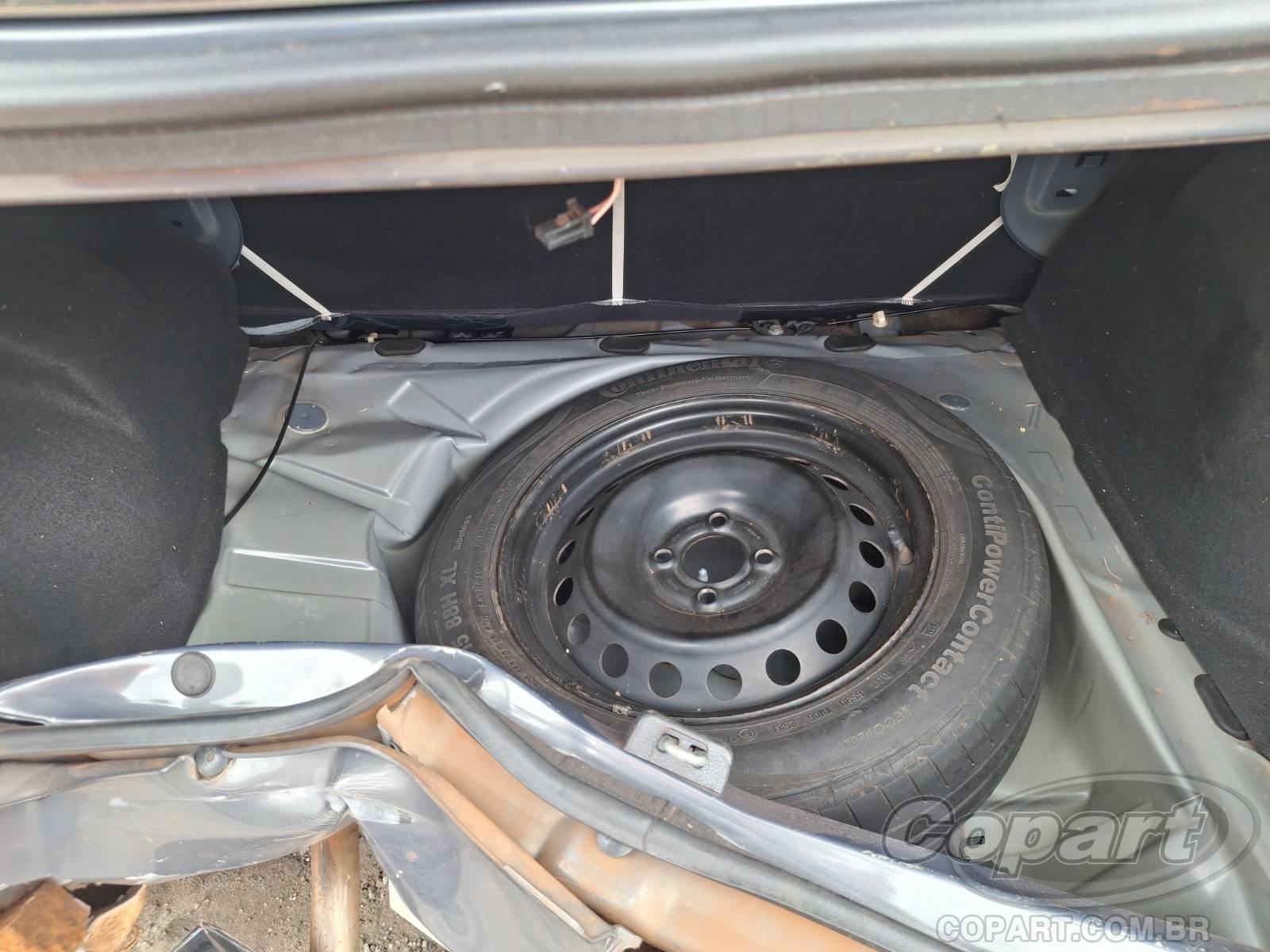 Foto 10 de 10: 2014 RENAULT LOGAN
