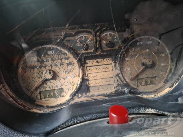 2013 TROLLER T4 