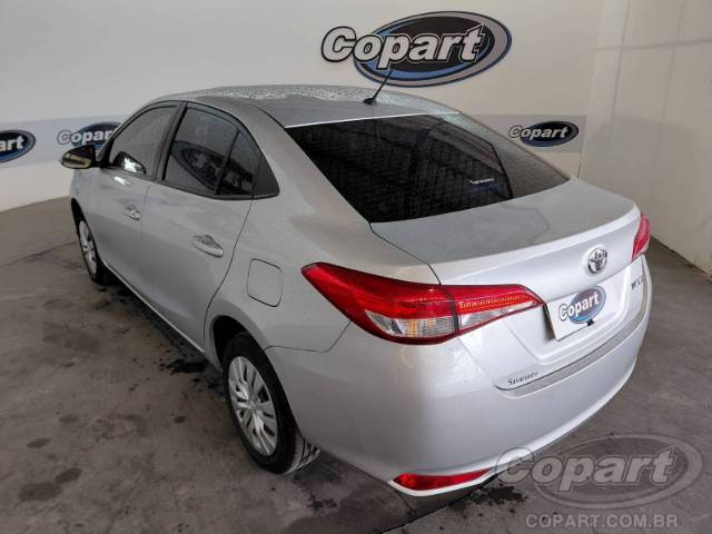 2025 TOYOTA YARIS SEDA 