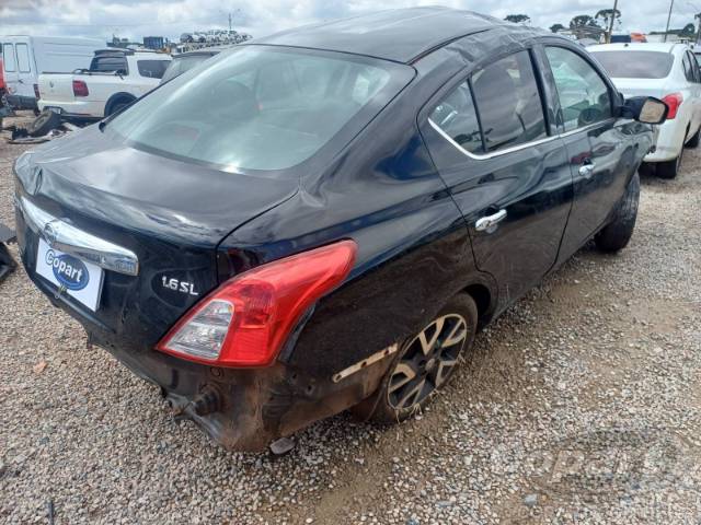 2017 NISSAN VERSA 