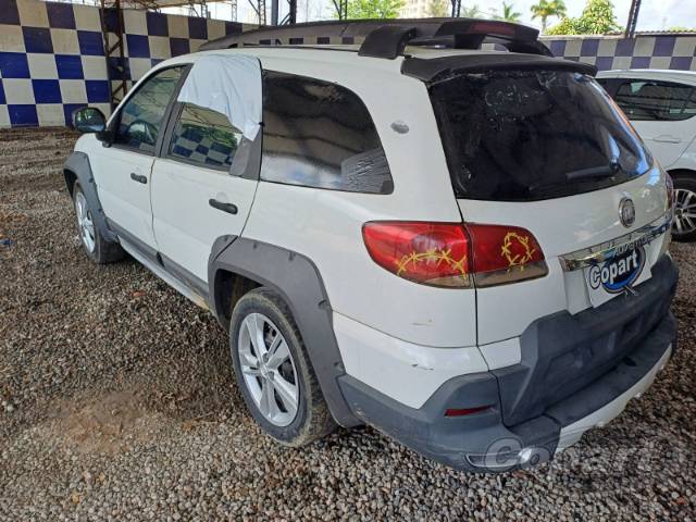 2014 FIAT PALIO WEEKEND 