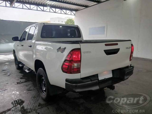 2024 TOYOTA HILUX CD 