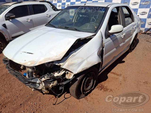 2014 FIAT SIENA 