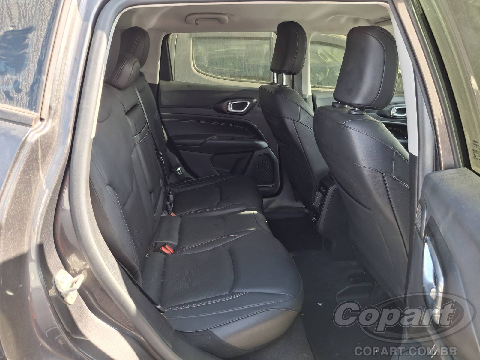 Foto 6 de 10: 2025 JEEP COMPASS