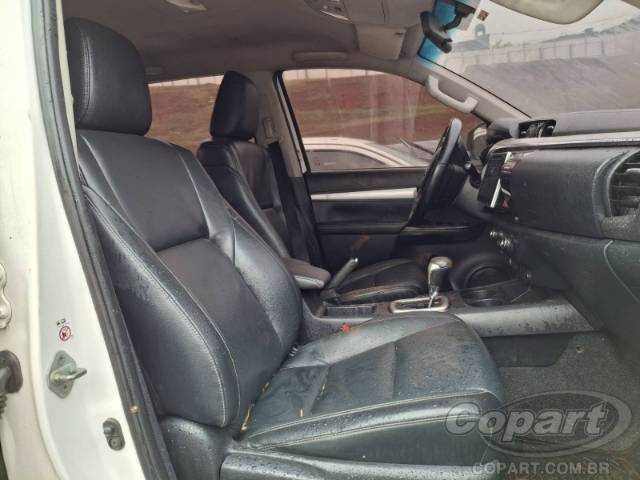 2016 TOYOTA HILUX CD 