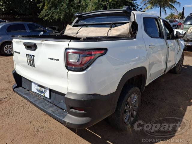 2021 FIAT STRADA CD 