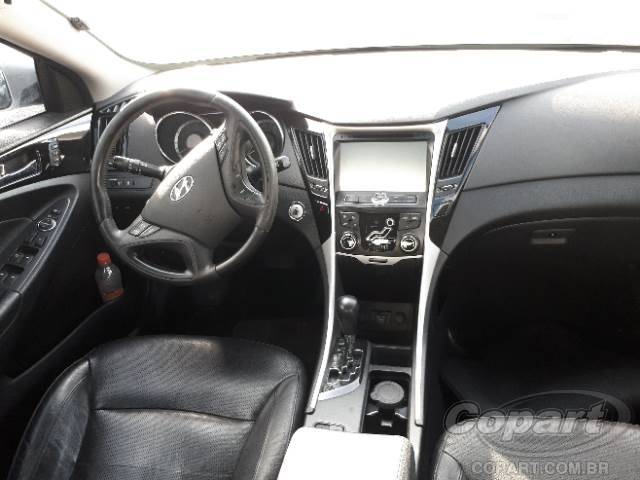 Foto 9 de 10: 2012 HYUNDAI SONATA
