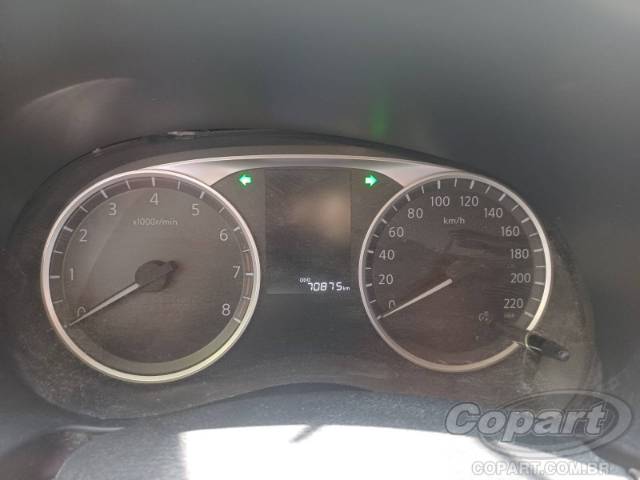 2021 NISSAN KICKS 