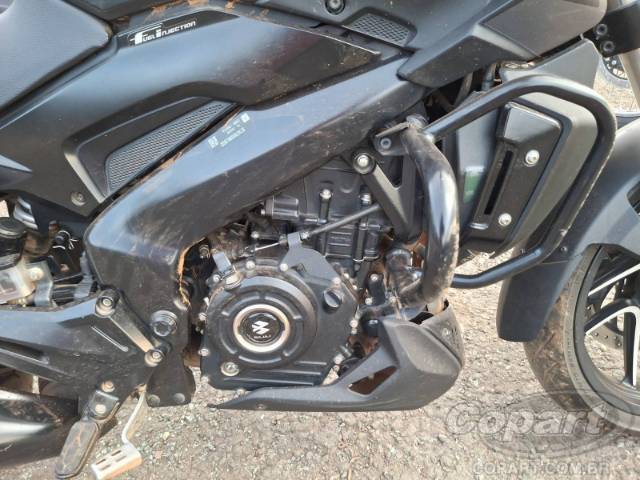 2025 BAJAJ DOMINAR 