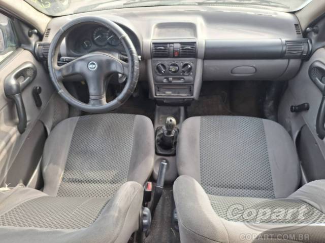 2010 CHEVROLET CLASSIC 