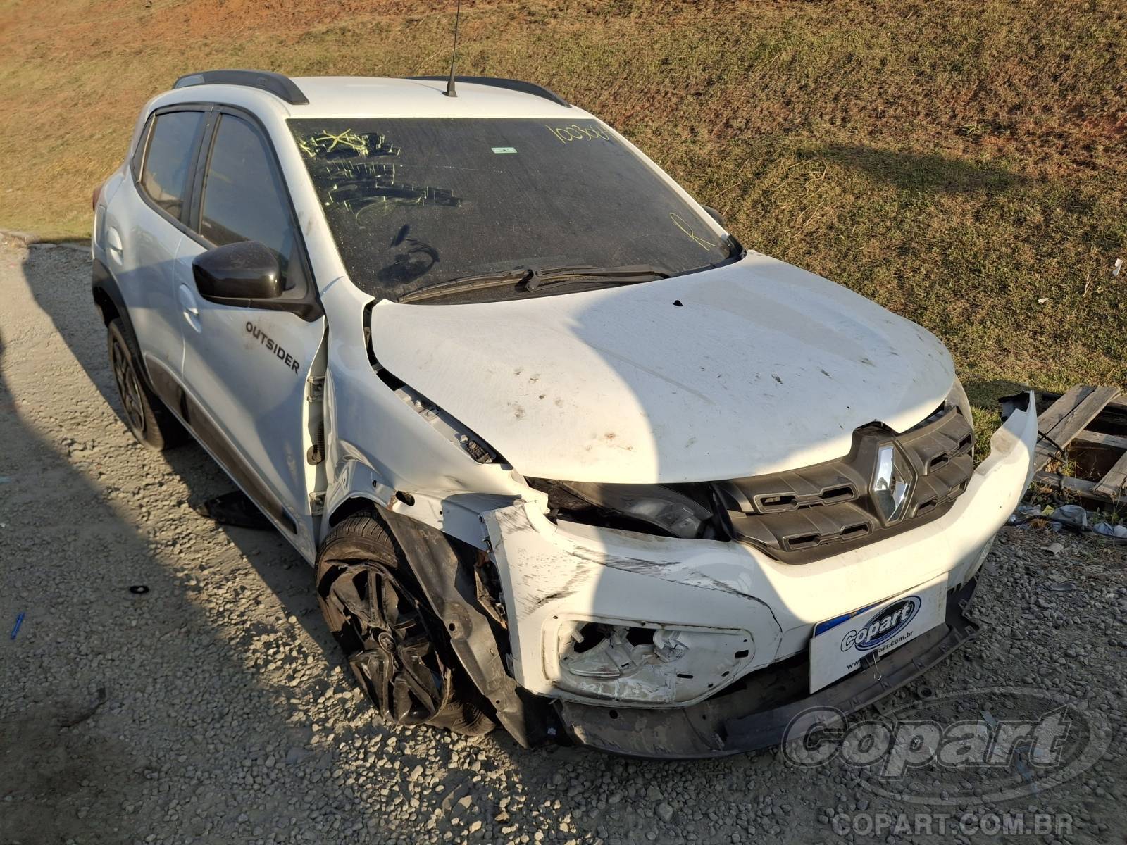 Veículo Renault Kwid RENAULT KWID Outsider 1.0 SCe 2022 2022 em leilão