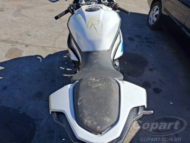 2025 BMW S 1000 