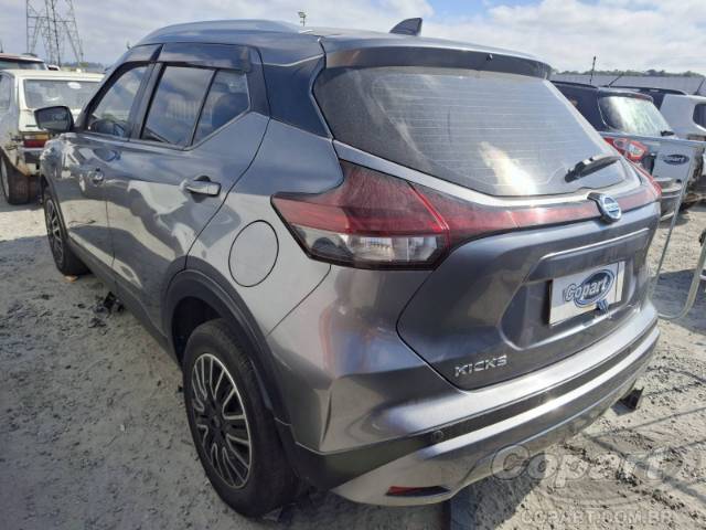 2022 NISSAN KICKS 
