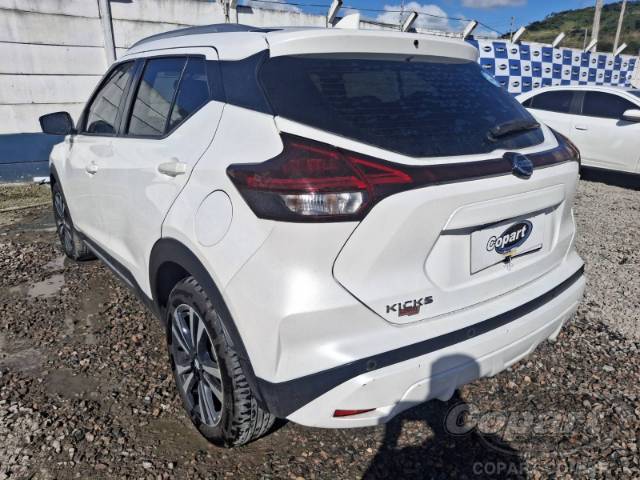 2022 NISSAN KICKS 
