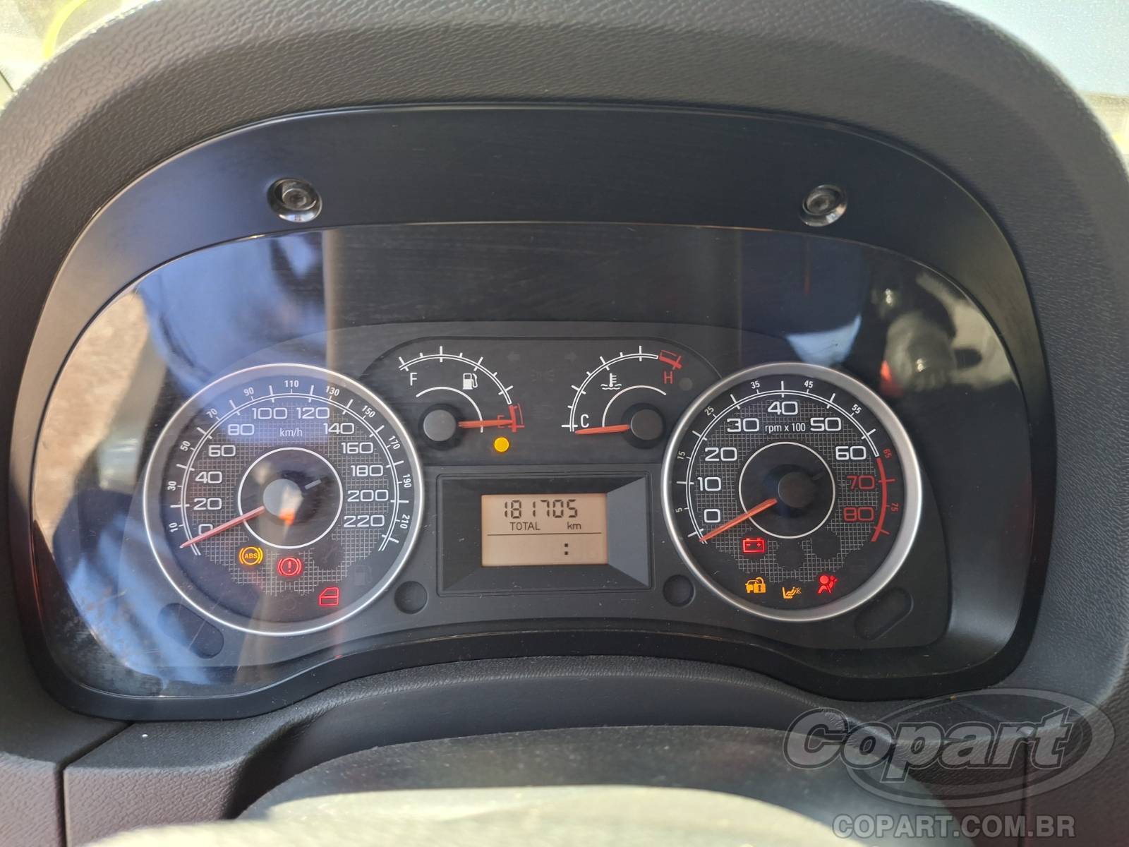 2013 FIAT IDEA — foto 8 de 10