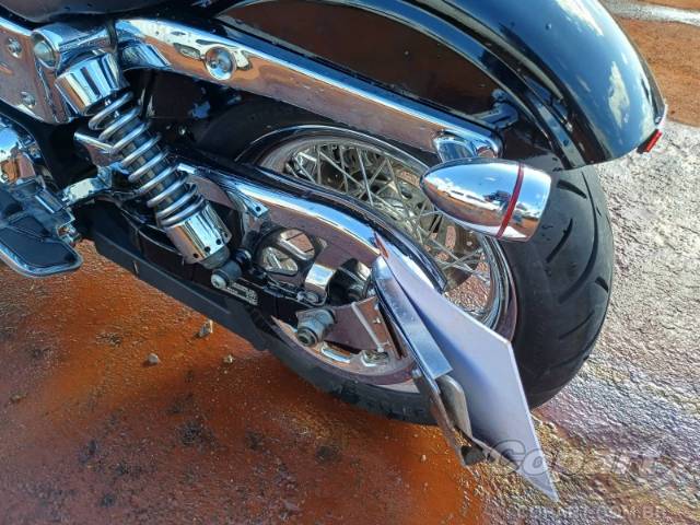 2011 HARLEY-DAVIDSON DYNA 