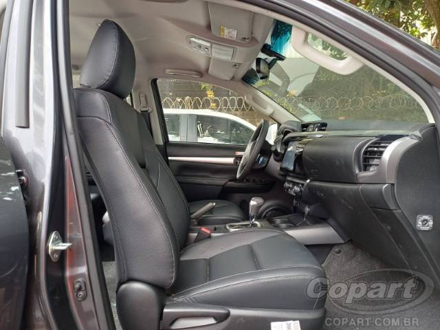 2025 TOYOTA HILUX CD 