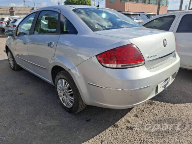 2011 FIAT LINEA 