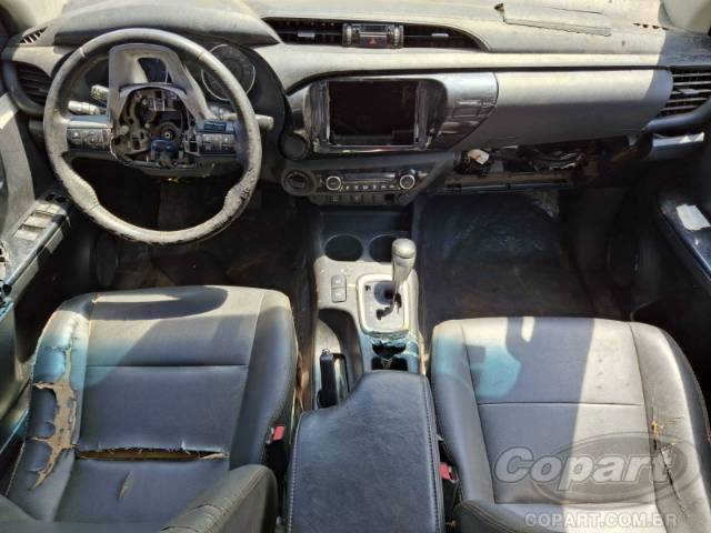 2017 TOYOTA HILUX CD 