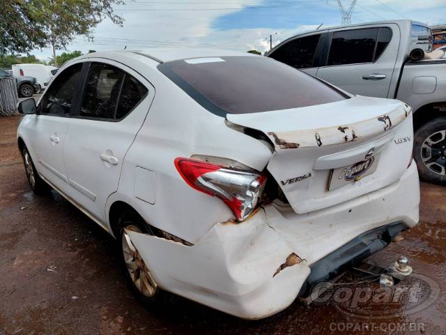 2018 NISSAN VERSA 