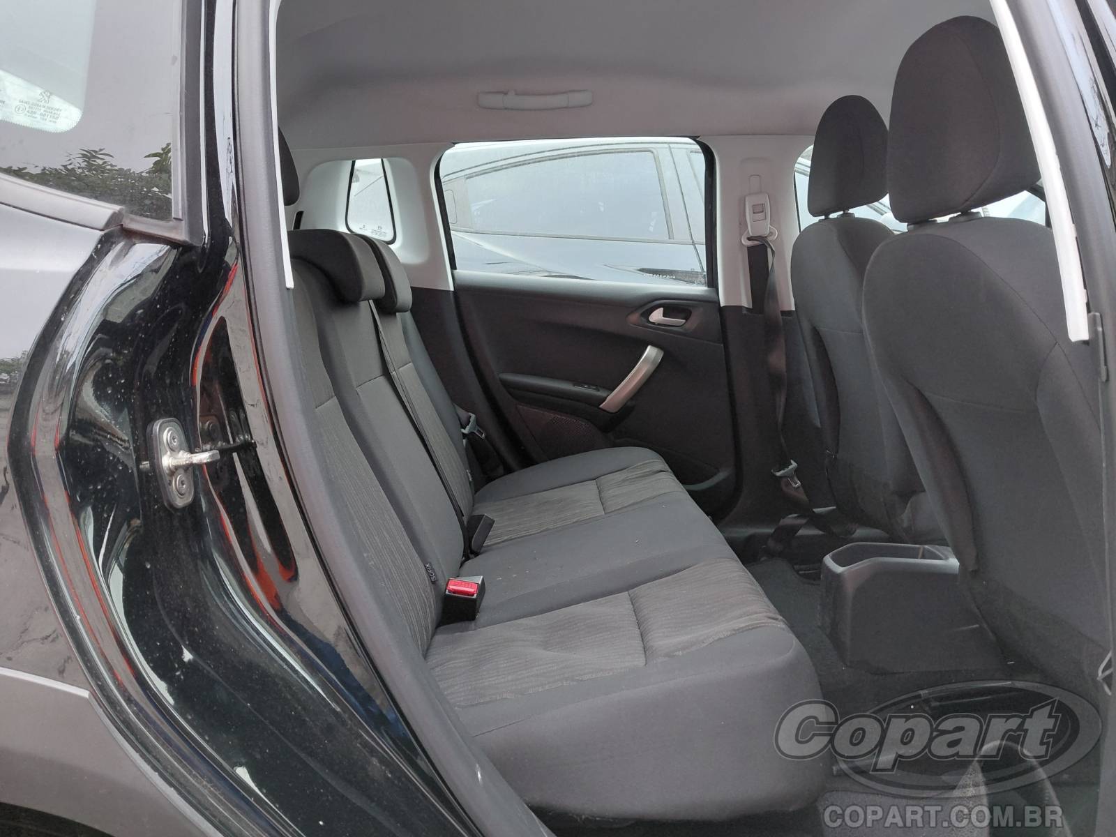 Foto 6 de 10: 2022 PEUGEOT 2008