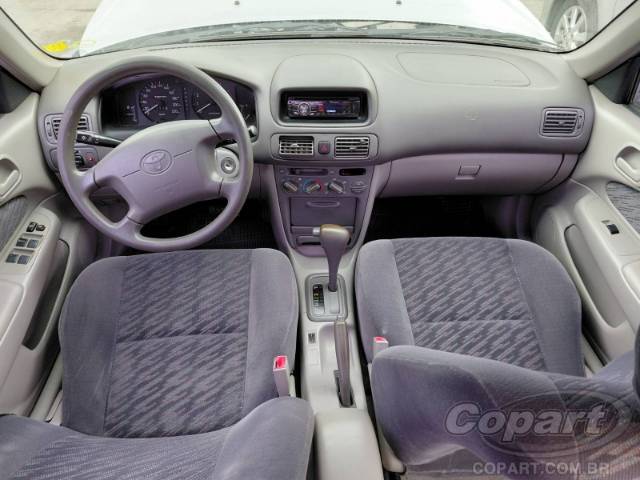2001 TOYOTA COROLLA 