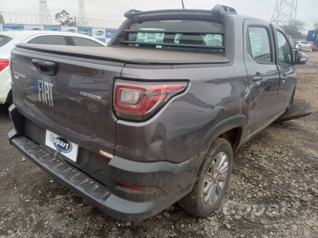 2021 FIAT STRADA CD 