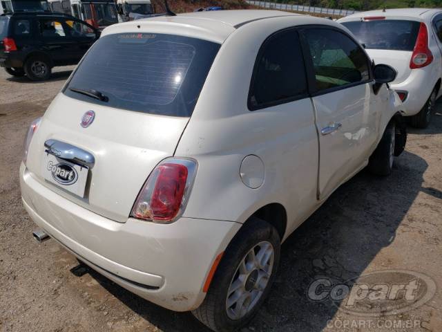 2013 FIAT 500 