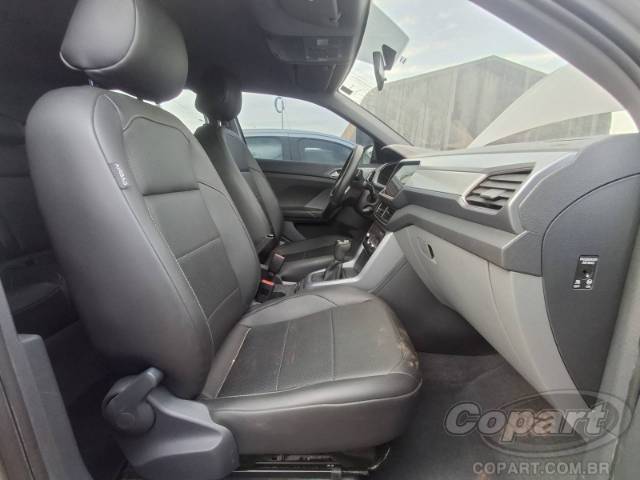 2024 VOLKSWAGEN T-CROSS 