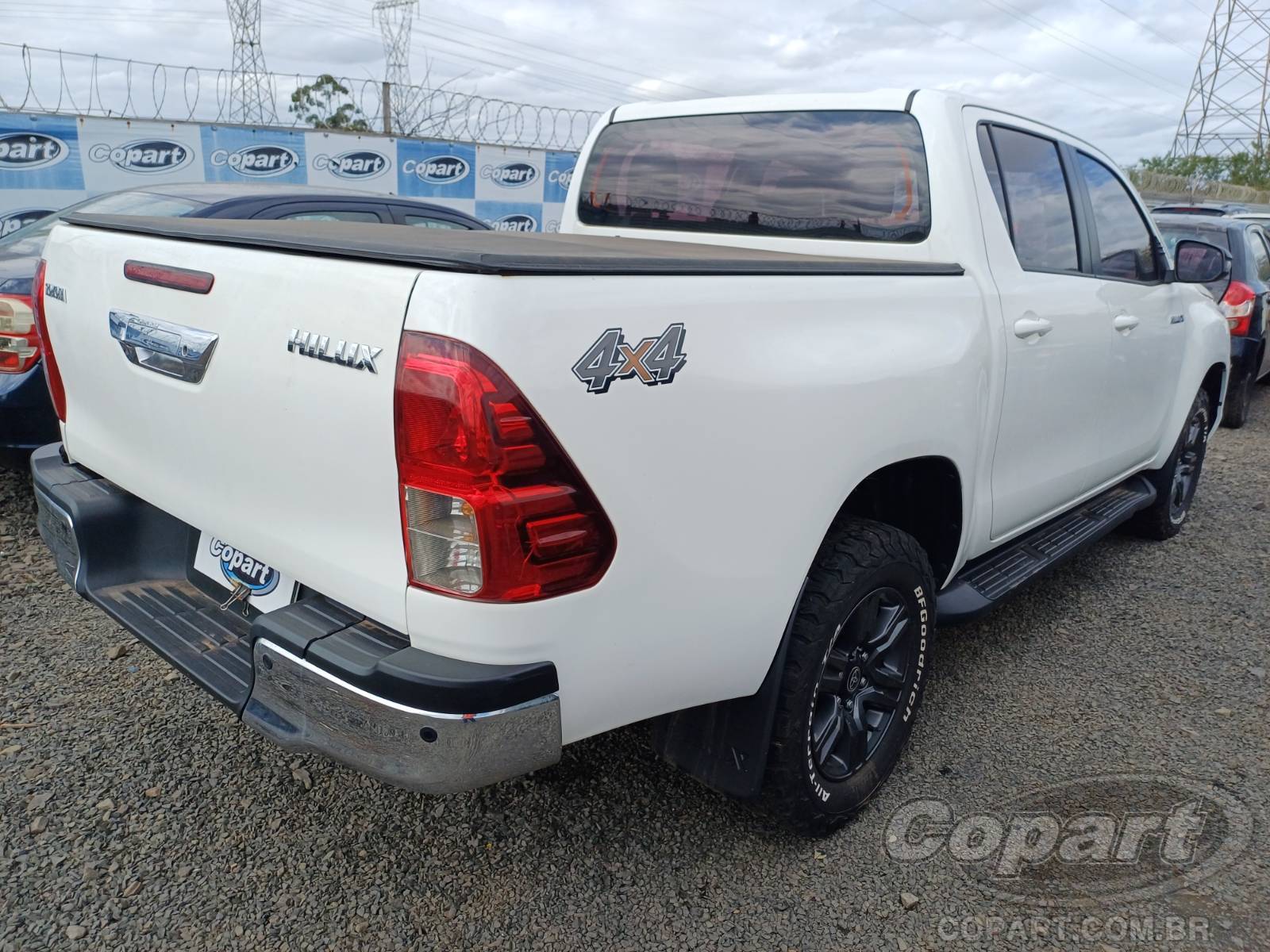 2022 TOYOTA HILUX CD — foto 4 de 11