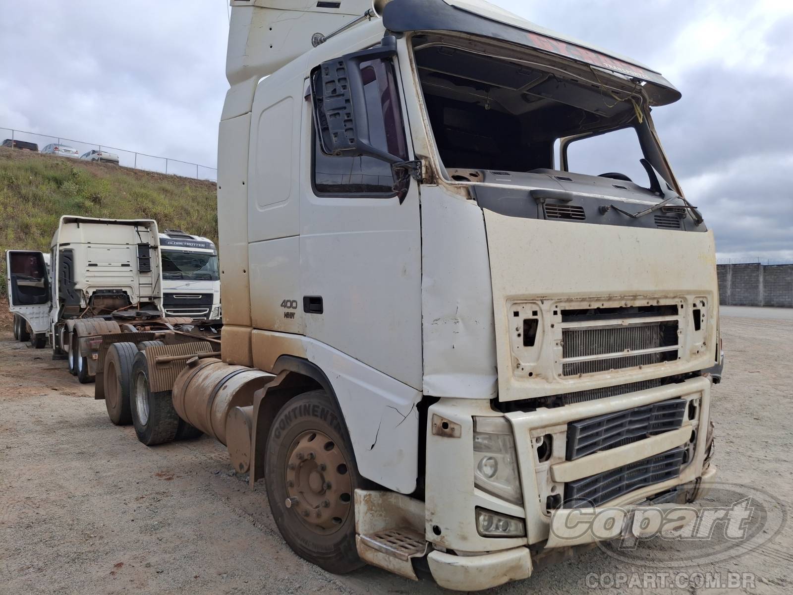 Veículo VOLVO FH 2011 VOLVO FH Caminhão 2011 em leilão
