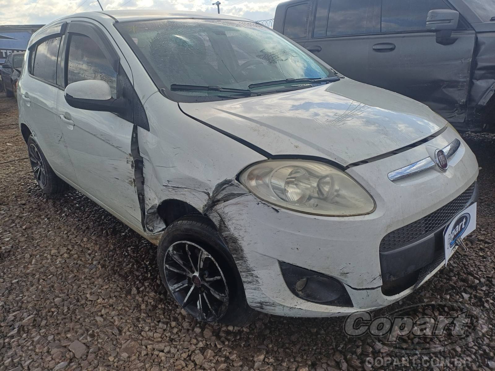 Fiat Palio Attractive 1.4 Evo 2013