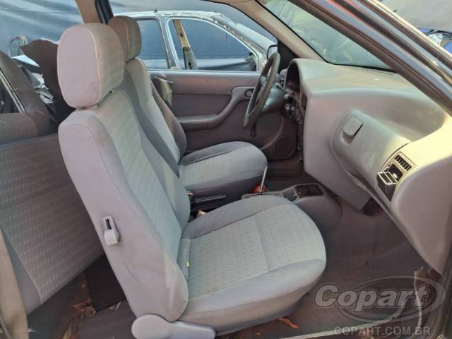 2001 VOLKSWAGEN GOL 