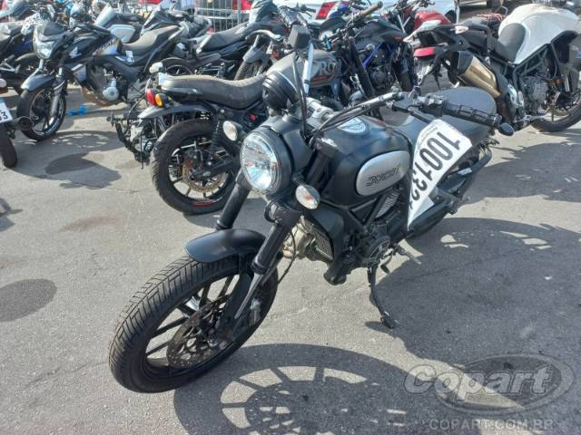 2016 DUCATI SCRAMBLER 