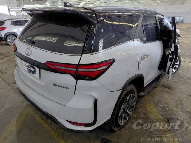 2024 TOYOTA SW4 