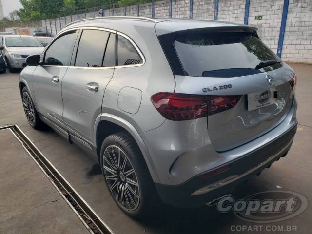 2025 MERCEDES-BENZ GLA 