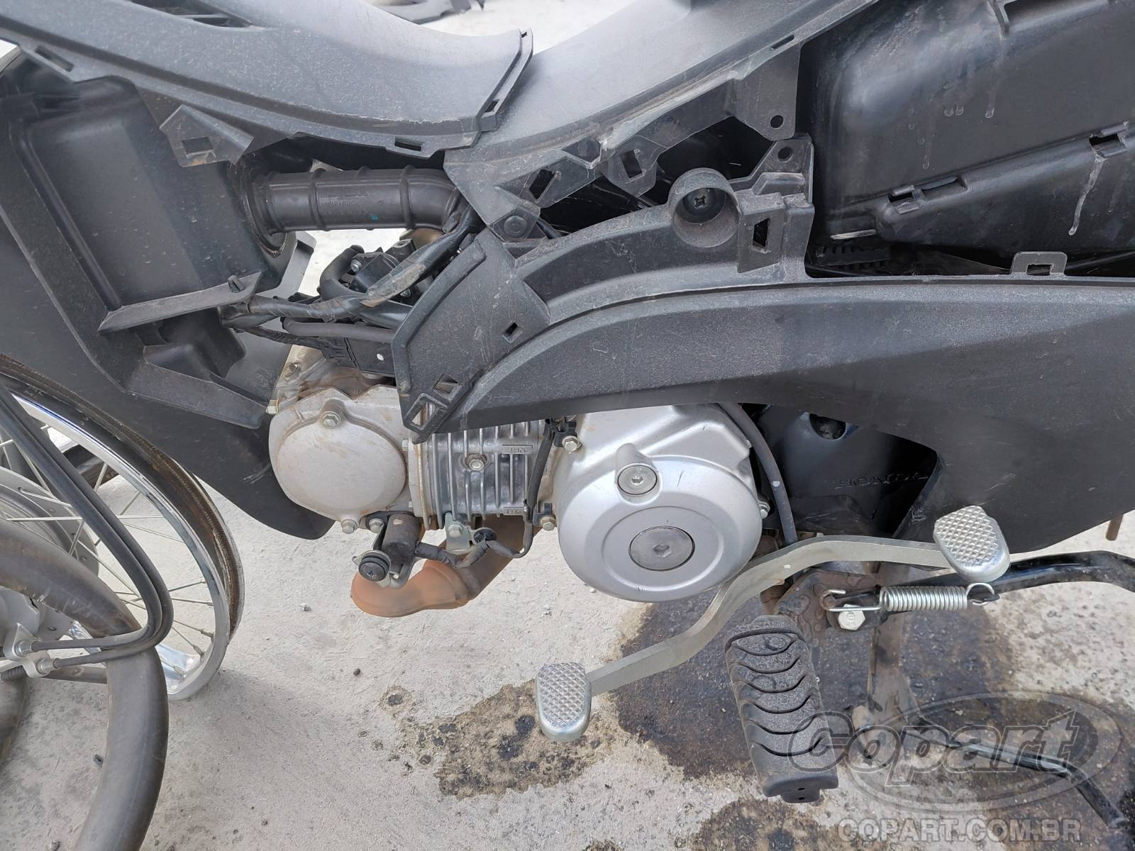 Foto 6 de 10: 2025 HONDA BIZ 125
