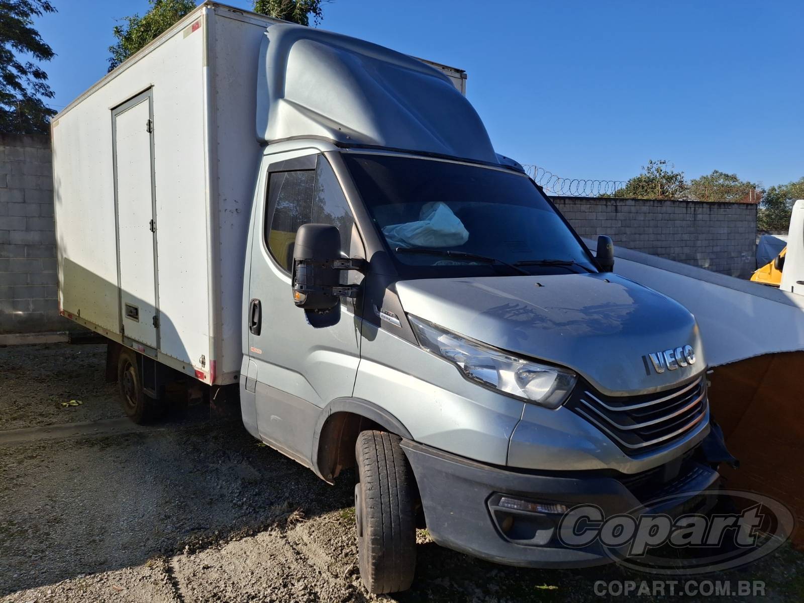 Veículo IVECO Daily 2022 IVECO DAILY 3.0 EGR TURBO 2022 em leilão