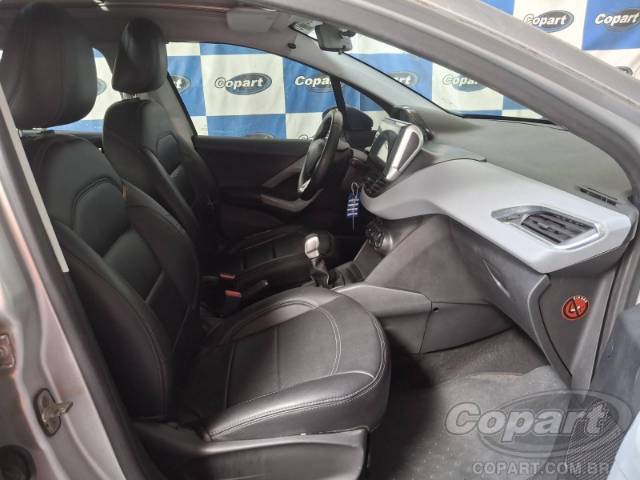 2015 PEUGEOT 208 
