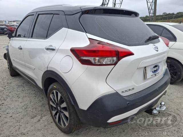 2018 NISSAN KICKS 