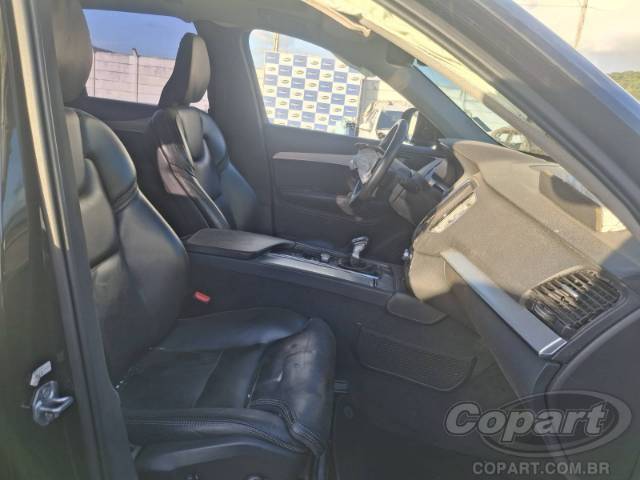 2019 VOLVO XC90 