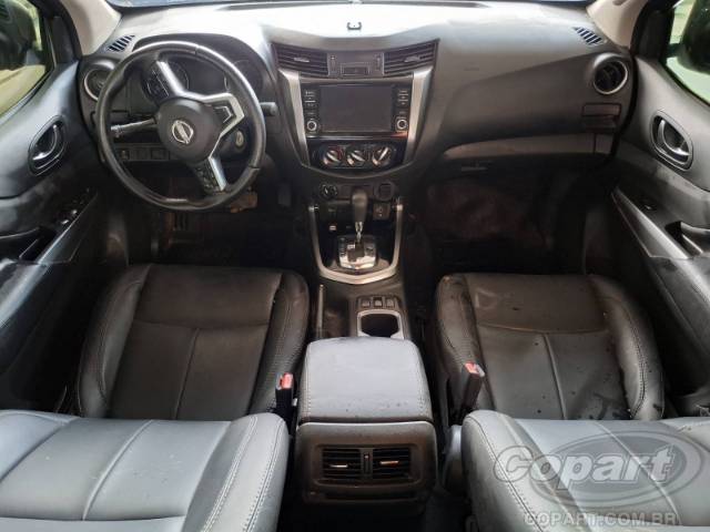 2025 NISSAN FRONTIER CD 