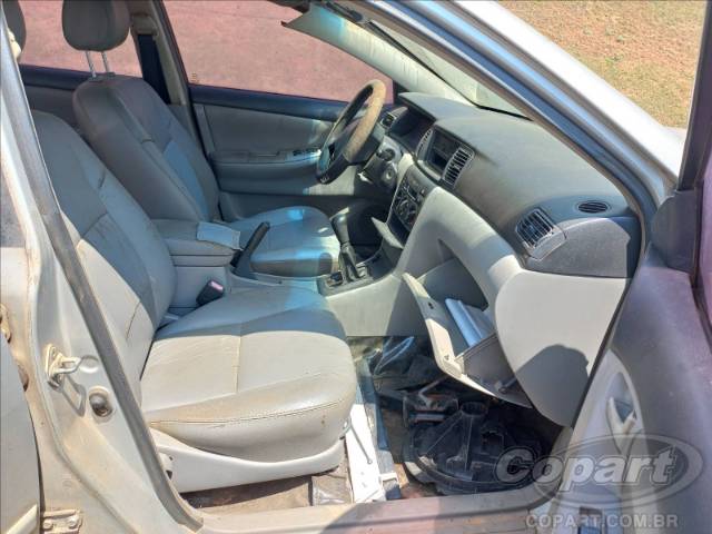 2004 TOYOTA COROLLA 